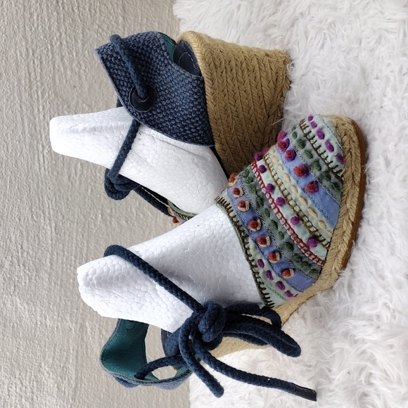 Apepazza Blue Fabric Upper Closed Toe Lace Up Gladiator Wedged Heel Espadrilles - Picture 1 of 16